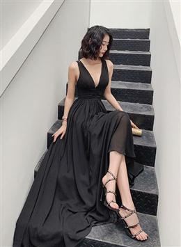 Picture of Pretty Black Color Chiffon V-neckline Long Party Dresses, Black Color Cross Back Prom Dress
